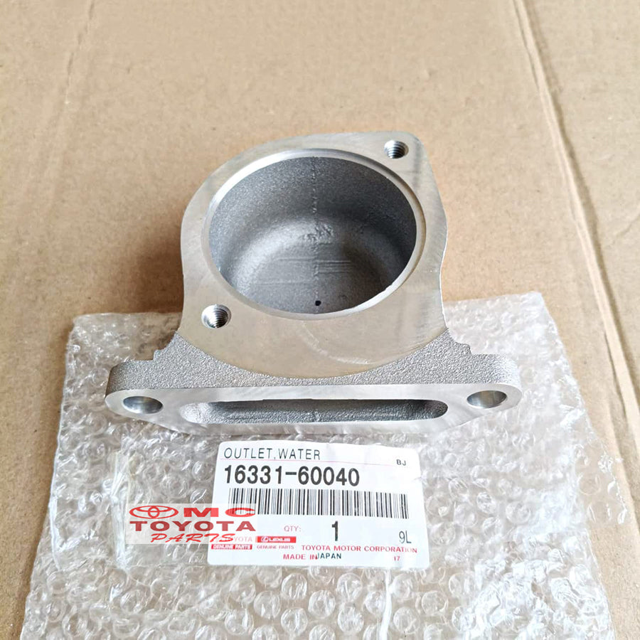 Housing Water Outlet Thermostat Landcruiser Hardtop FJ40 series Baut 2 Original Toyota 16331 60040 Housing Outlet Water Out Let Termostat Land Cruiser Hardtop F 2F FJ40