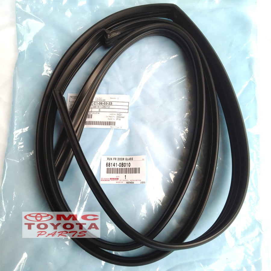 Karet Channel (Kaca) Pintu Depan Kijang Kapsul 7K 68141-0B010