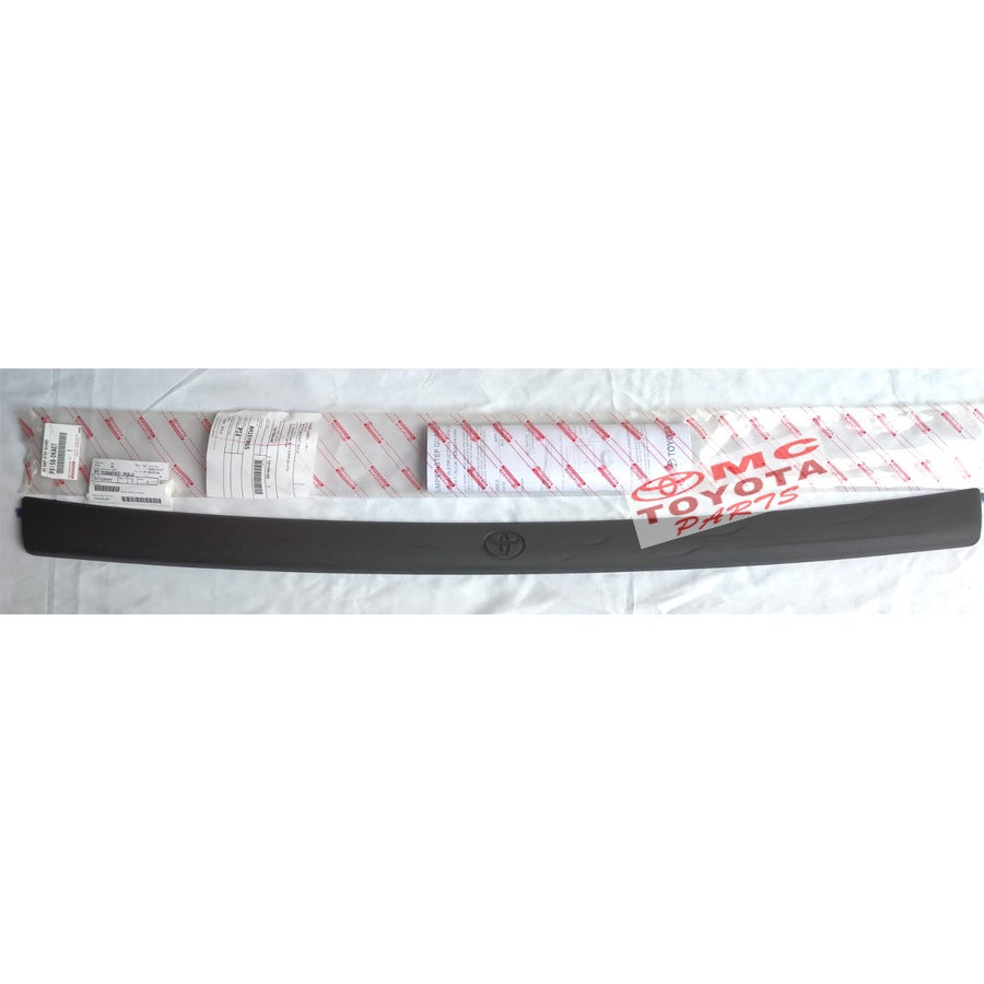 SillplateScuplate Belakang Innova Reborn VENTURER Original P5158-0KA07