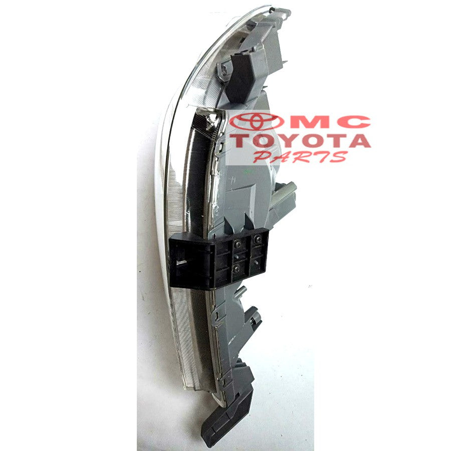 Lampu Depan Head Lamp Kiri Toyota Innova 2004-2011 Original Genuine Toyota 81106-0K130