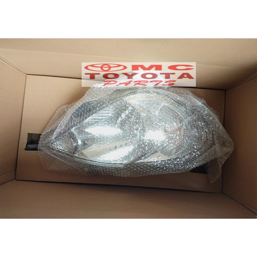 Lampu Depan / Head Lamp Assy Kanan Toyota Innova 81110-0K130
