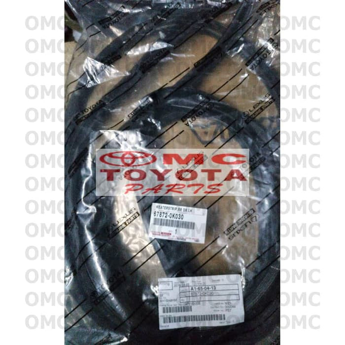 Karet Pintu Belakang / Tengah Kiri Innova | 67872-0K030