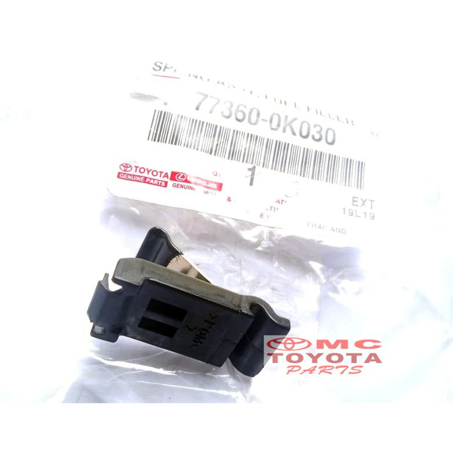 Spring Tutup Cover Tangki Bensin Hilux 77360-0K030