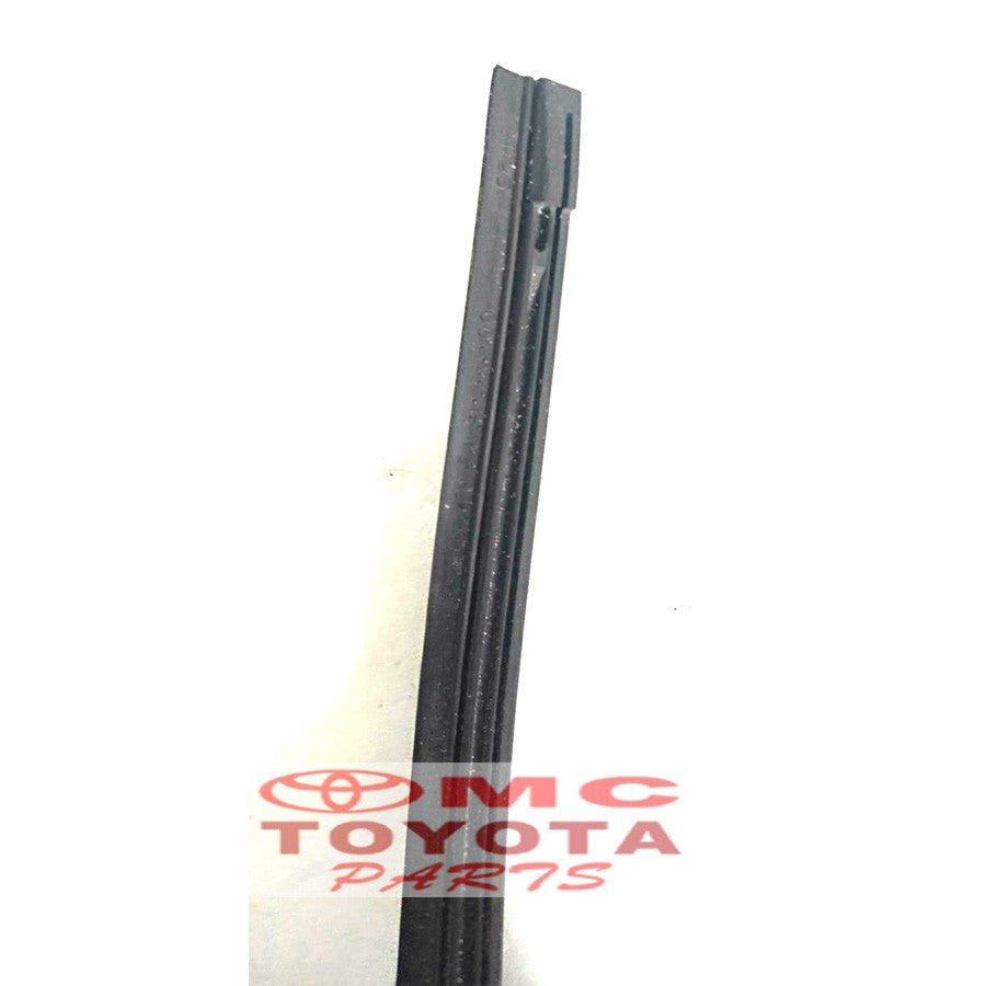 Karet Rubber Wiper Depan Kanan Avanza Xenia 85214-BZ020