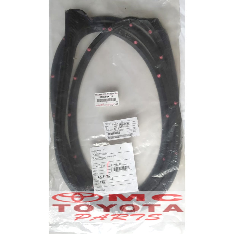 Karet Pintu Depan KIri New Fortuner Hilux 67862-0K121