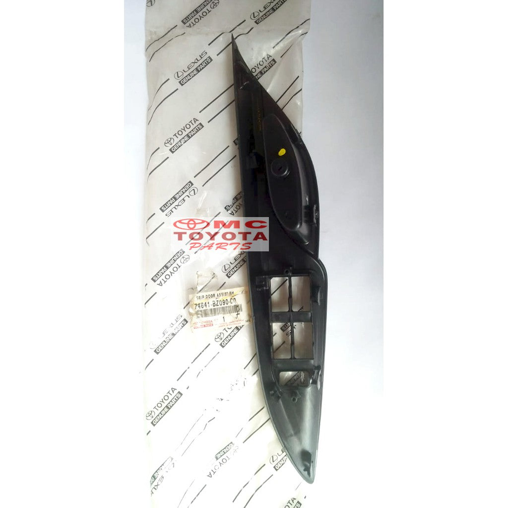 Tarikan Pintu / Rumah Panel Power Window Depan Kanan Avanza All New 74641-BZ090-C0