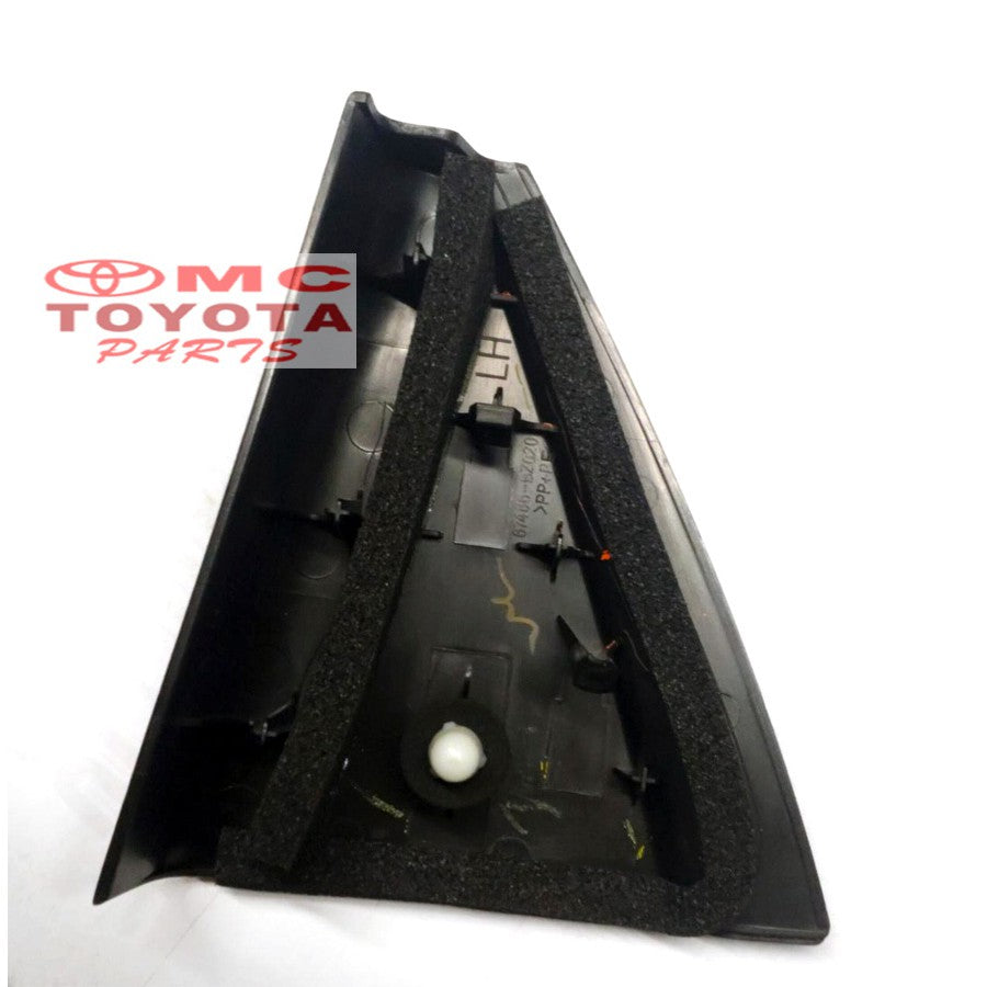Cover Segitiga Pintu Tengah Kiri Bagian Dalam Rush Terios 2006-2017 67486-BZ020