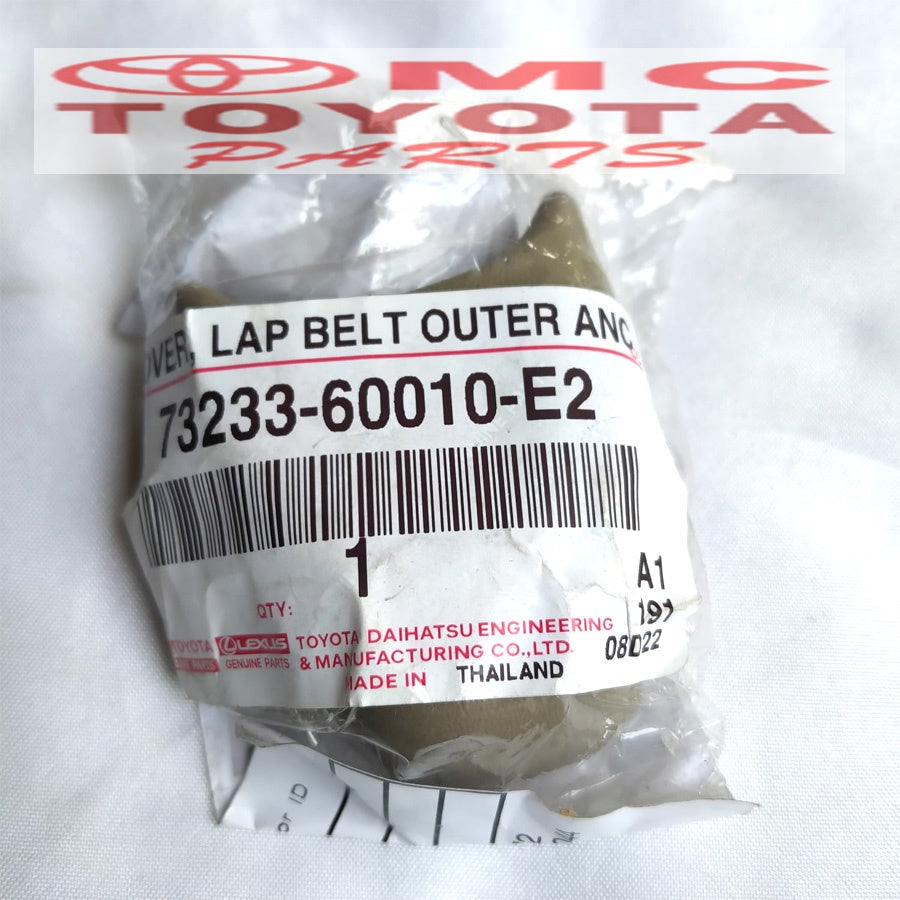 Cover Tutup Baut Seat Belt Belakang Fortuner 73233-60010-E2