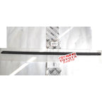 Pelipit Pintu / Karet Kaca Luar Depan kanan Calya Sigra 68161-BZ170