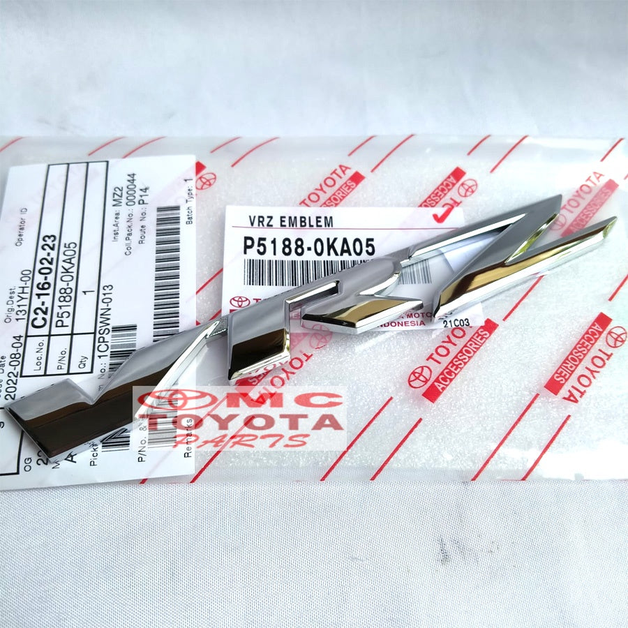 Emblem Logo VRZ Toyota Fortuner New P5188-0KA05
