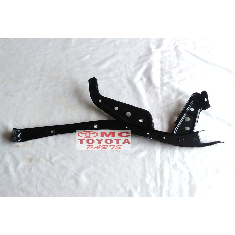 Tiang Lock Kap Mesin Kijang Innova 53208-DX040