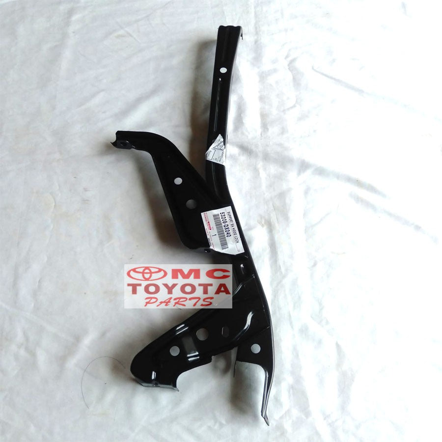 Tiang Lock Kap Mesin Kijang Innova 53208-DX040