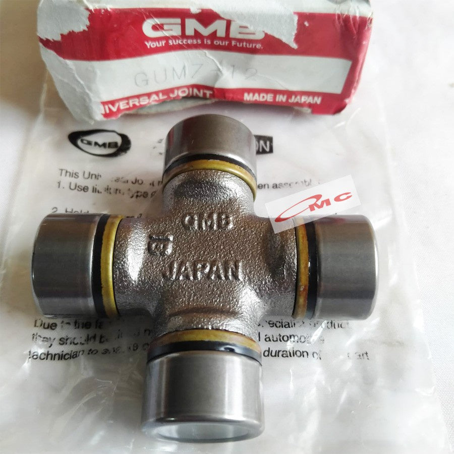 Universal Cros Joint Kopel Couple Mazda E2000 GMB GUMZ-12