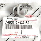 Cantolan Gantungan Baju Hook Coat Innova Fortuner Hilux 74631-0K030-B0