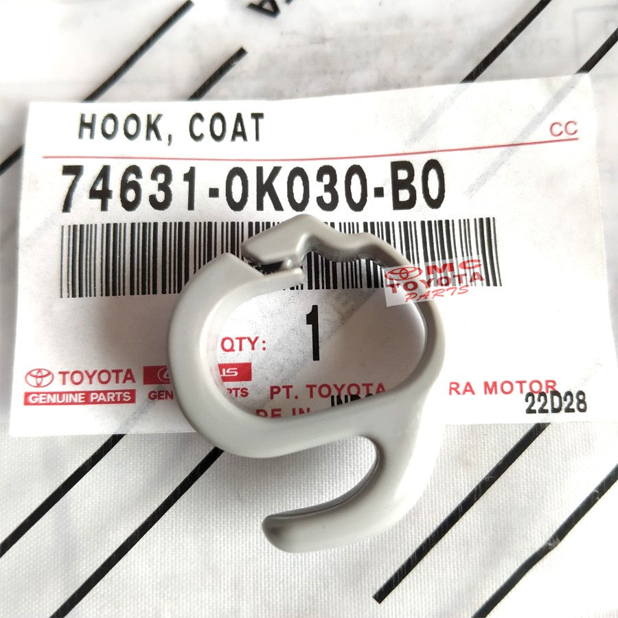 Cantolan Gantungan Baju Hook Coat Innova Fortuner Hilux 74631-0K030-B0