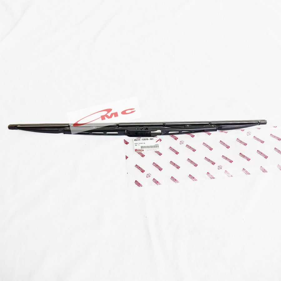 Wiper Blade Depan Kanan Daihatsu Xenia Avanza 85212-YZ010-001