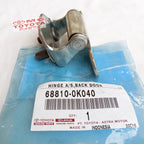 Engsel Pintu Bagasi Hinge Assy Back Door Kijang Innova Fortuner 68810-0K040
