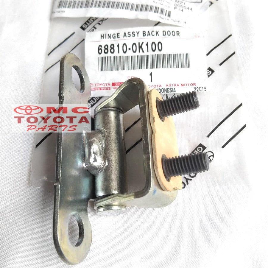 Engsel Pintu Bagasi Hinge Assy Back Door Fortuner 68810-0K100