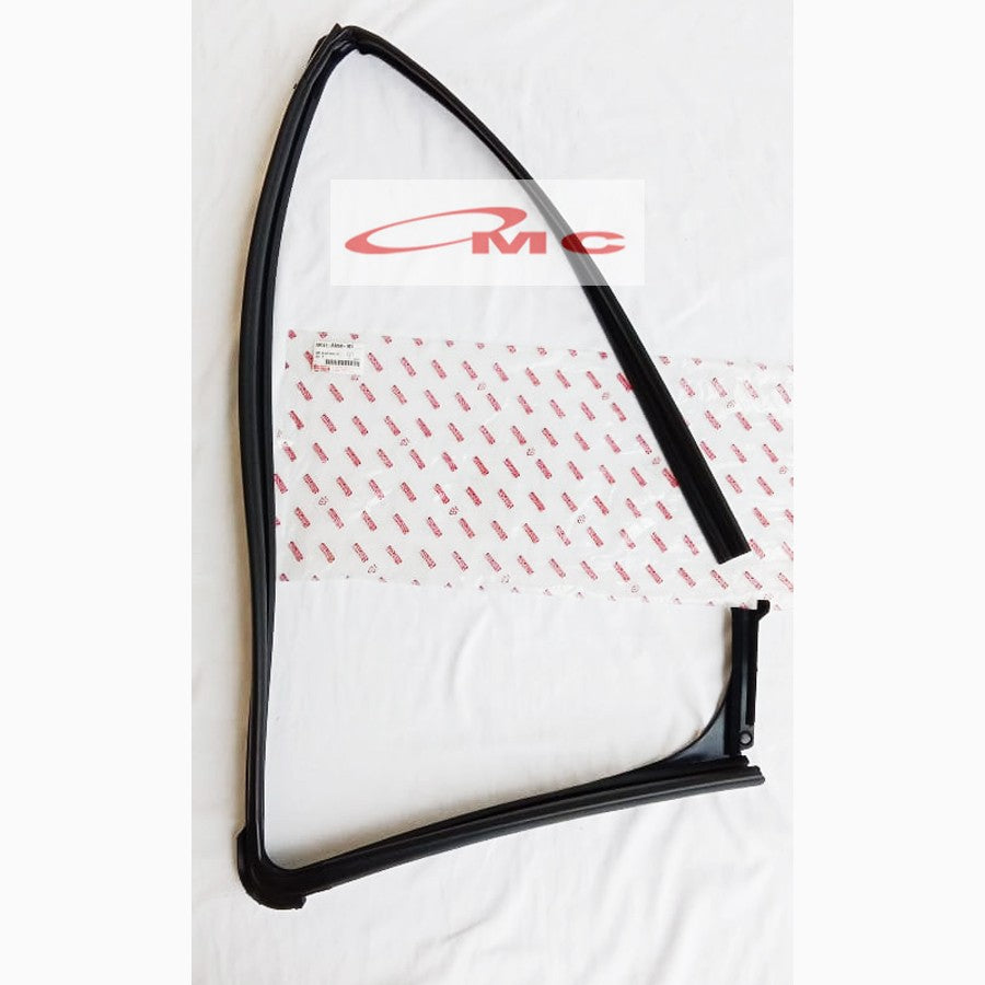 Karet Channel Kaca Pintu Depan Kiri Luxio Gran Max 68151-BZ060-001