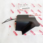 Tutup Derek Towing Bumper Belakang Kanan Luxio 52165-BZ060-001