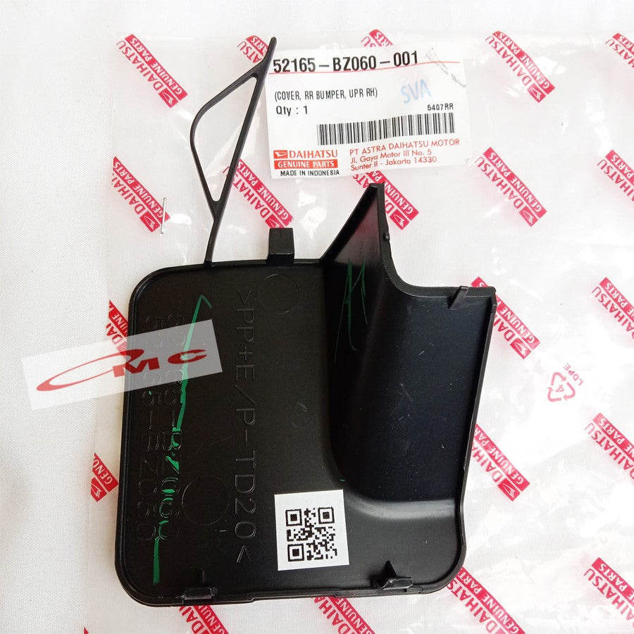Tutup Derek Towing Bumper Belakang Kanan Luxio 52165-BZ060-001
