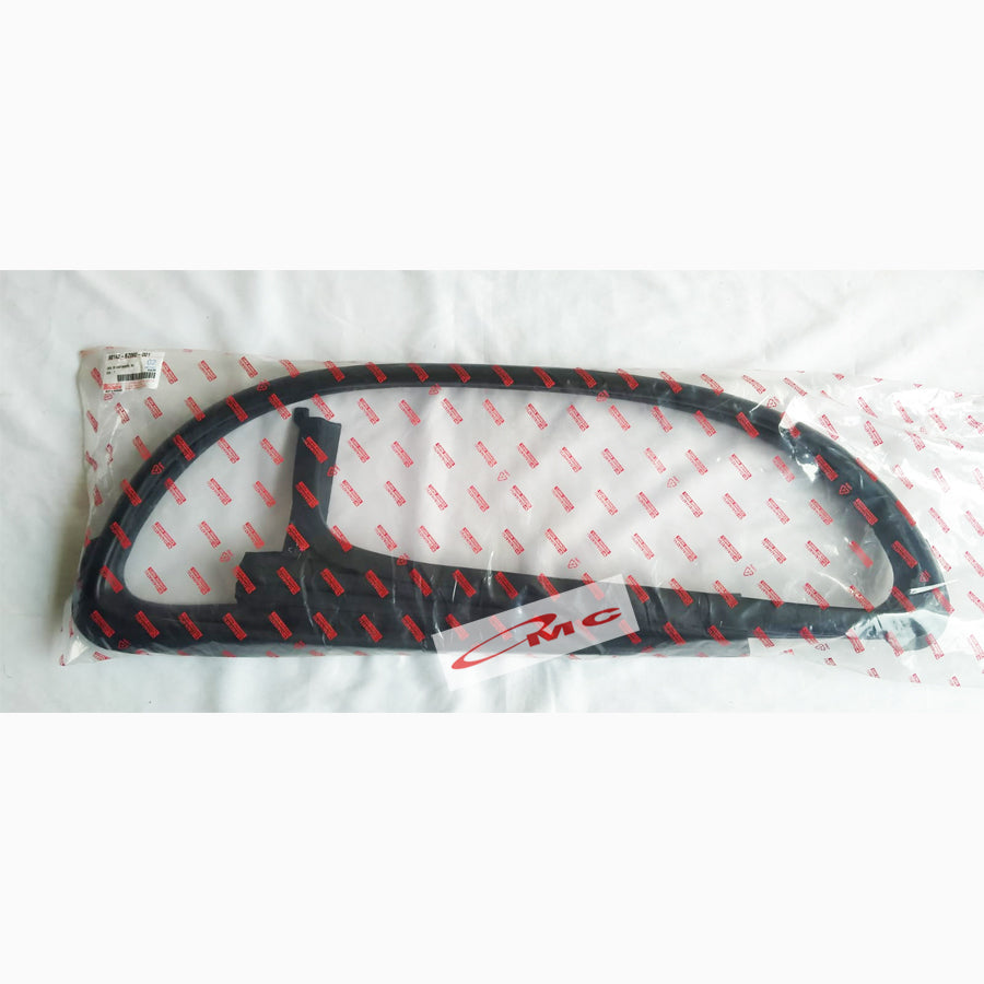 Karet Channel Rel Kaca Tengah Kanan Gran Max luxio 68142-BZ060-001
