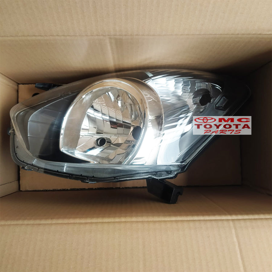 Lampu Depan Head Lamp Kiri Original Toyota Agya Alya 81170-BZ170