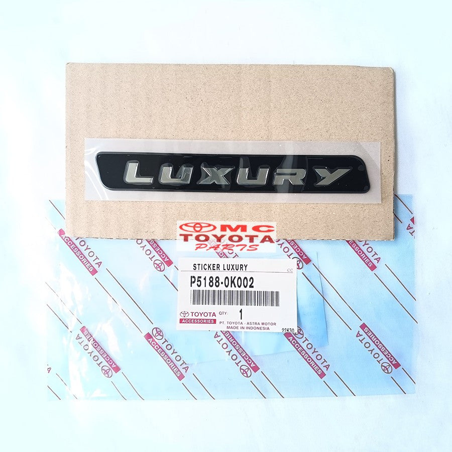 Sticker Emblem LUXURY Stiker Logo Toyota Innova Reborn Facelift Venturer Original P5188-0K002