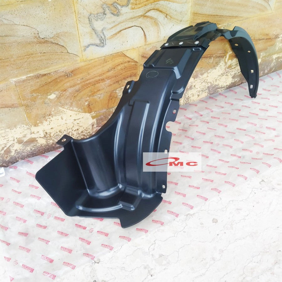 Liner Fender Depan Kiri Ori Daihatsu Granmax Luxio 53876-BZ120-001