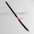 Pelipit Pintu / Karet Kaca Luar Depan Kanan Hilux New Single Cabin 68160-0K040
