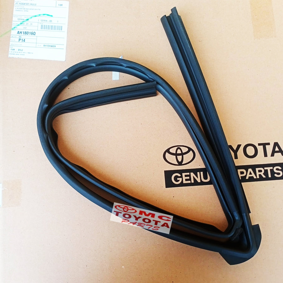 Karet Channel Kaca Pintu Depan Kanan Sigra Calya 68141-BZ160