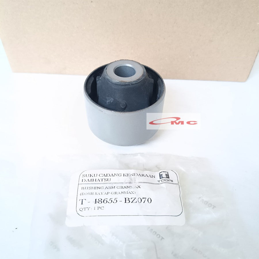 Karet Bush Bushing Bosh Arm Depan Besar Daihatsu Grand Max 48655-BZ070-TD