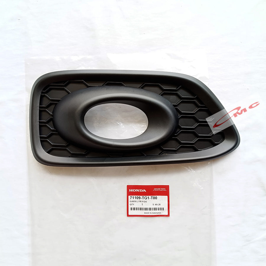 Cover Tutup Fog Lamp Lampu Cover Foglamp Depan Kanan Kiri Honda Brio 2016 2017 2018 2019 2020 Original 71105-TG1-T00 71109-TG1-T00
