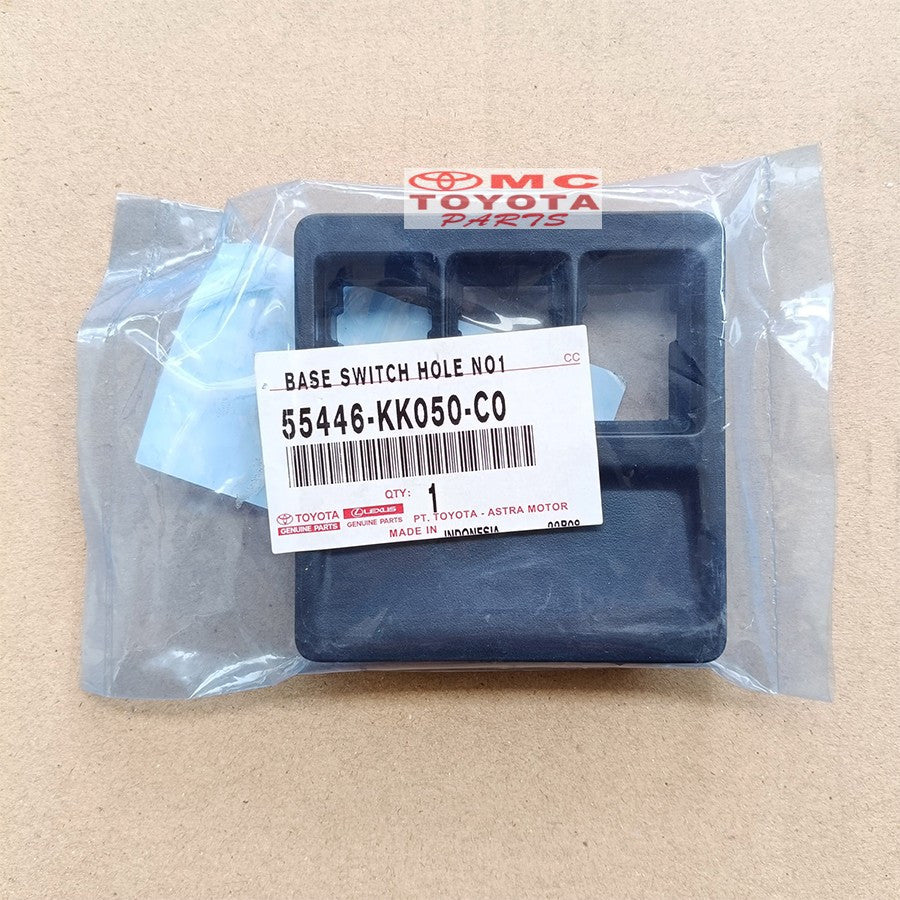 Cover Base Switch Hole Cover Lubang Lobang Saklar Dasar Toyota Innova Reborn Original 55446-KK050-C0