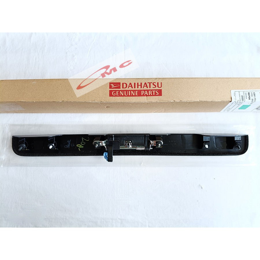 Handle Pintu Bagasi Buka Atas Gran Max Mini Bus Blind Van Trunklid Trunk Lid Handel Hendel Back Door Pegangan Pintu Belakang Original Daihatsu 69090-BZ050-001
