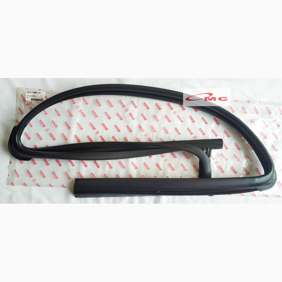 Karet Channel Rel Kaca Tengah Kanan Gran Max luxio 68142-BZ060-001