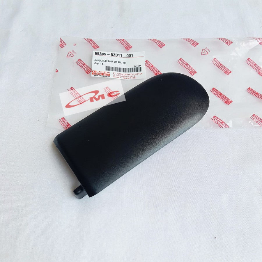 Tutup Cover Rel Pintu Kanan Daihatsu Granmax Luxio 68345-BZ011-001