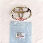 Emblem Logo Grill Radiator Depan New Yaris Vios 90975-T2008