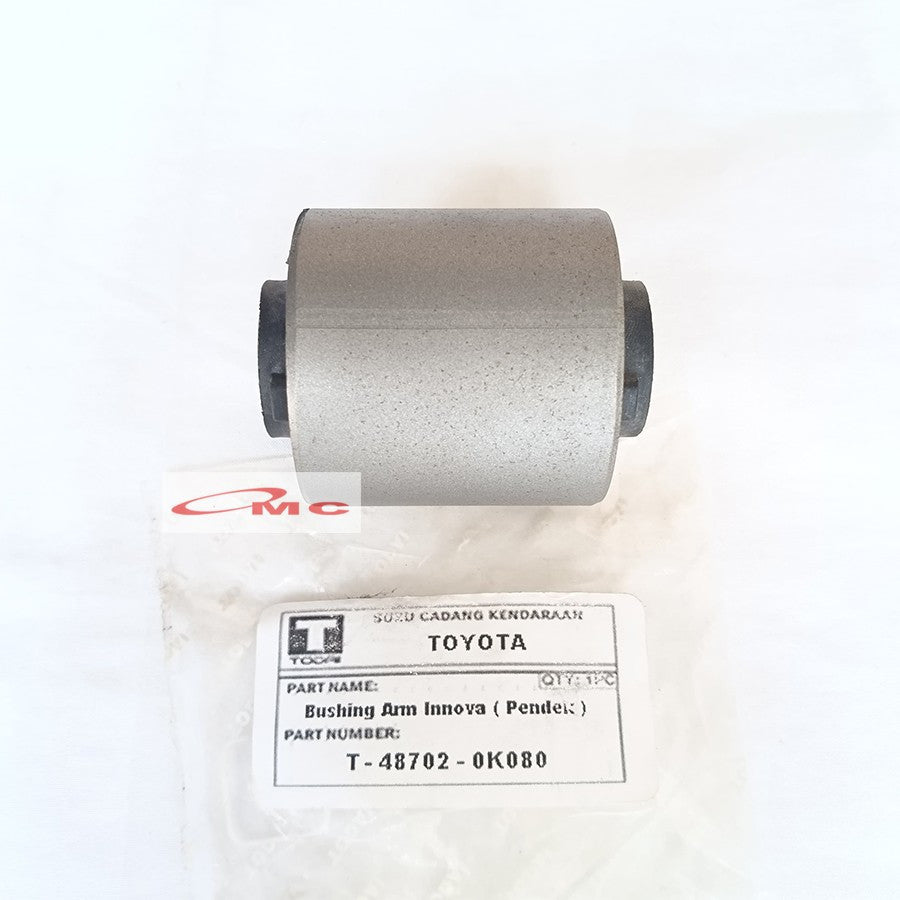 Karet Bush Bushing Bosh Arm Belakang Bawah Besar Toyota Fortuner 48702-0K080-TD