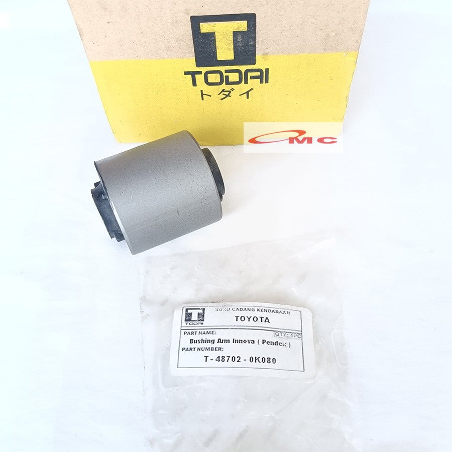 Karet Bush Bushing Bosh Arm Belakang Bawah Besar Toyota Fortuner 48702-0K080-TD