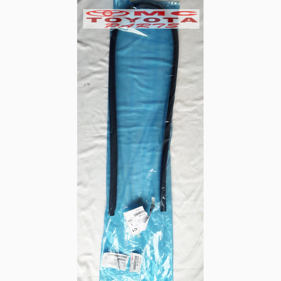 Karet Body Pintu Belakang Kanan Rush Terios 62333-BZ100