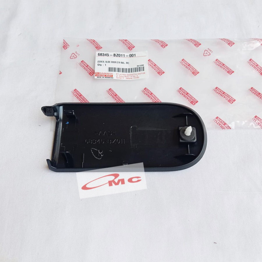 Tutup Cover Rel Pintu Kanan Daihatsu Granmax Luxio 68345-BZ011-001