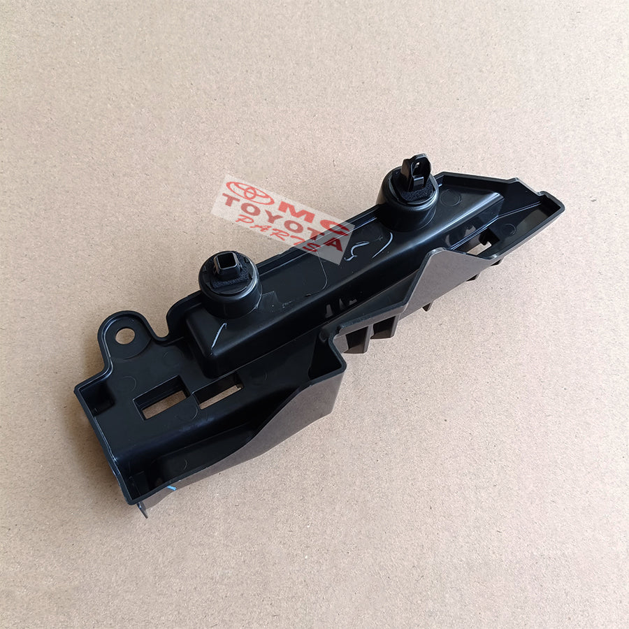 Support Bracket Breket Bemper Belakang Bawah Kanan Kiri All New Rush Terios 2018 Up Original 52565-BZ030 / 52566-BZ030 Retainer Suport Braket Bumper