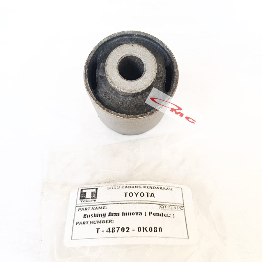 Karet Bush Bushing Bosh Arm Belakang Bawah Besar Toyota Fortuner 48702-0K080-TD