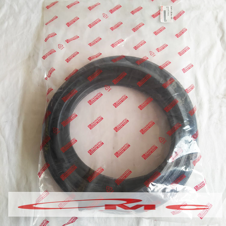 Karet Pintu Tengah Kanan Original Daihatsu Gran Max Luxio 67871-BZ100-001