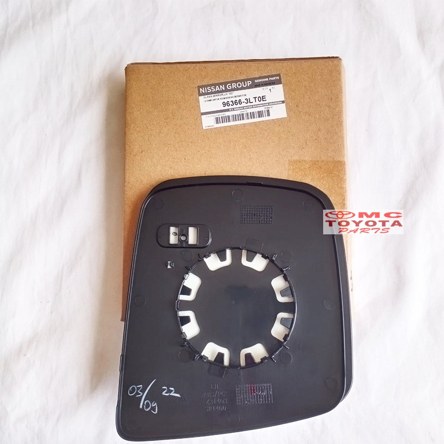 Kaca Spion Depan Kiri Nissan Evalia 96366-3LT0E