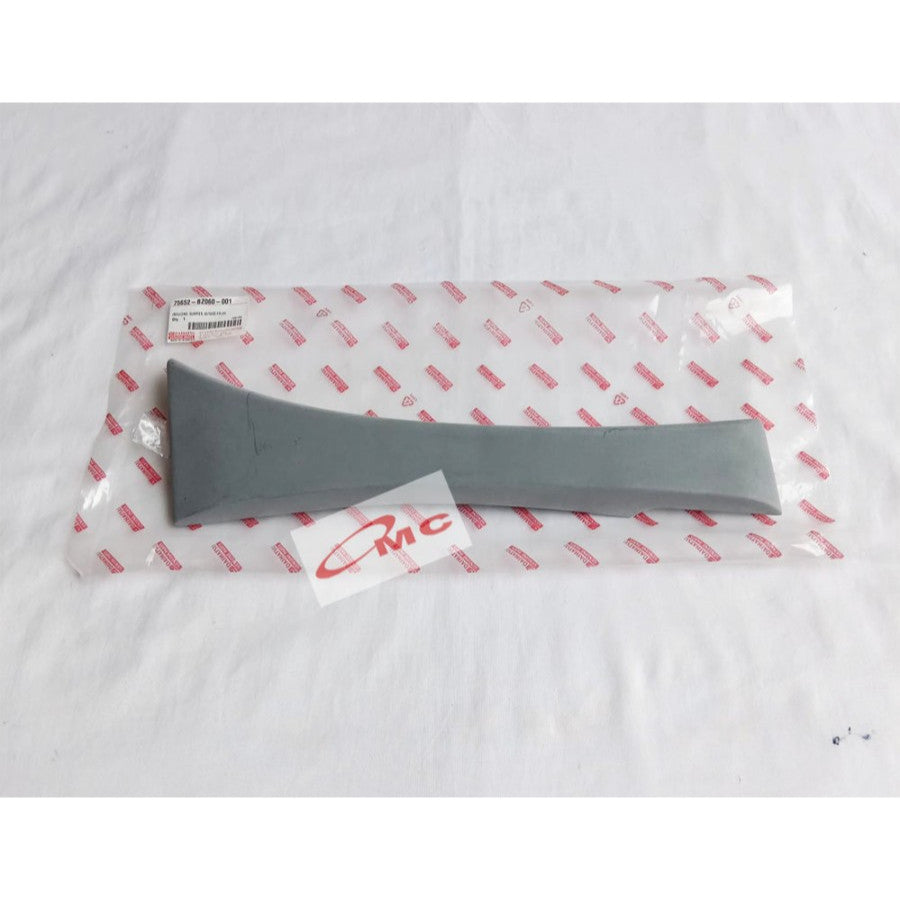 Moulding Bodi Samping Roda Belakang Kiri Luxio 75652-BZ060-001