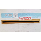 Pelipit Pintu Karet Kaca Luar Chrome Depan Kiri Toyota Fortuner VRZ 2016-Up Original Toyota 68210-0K100