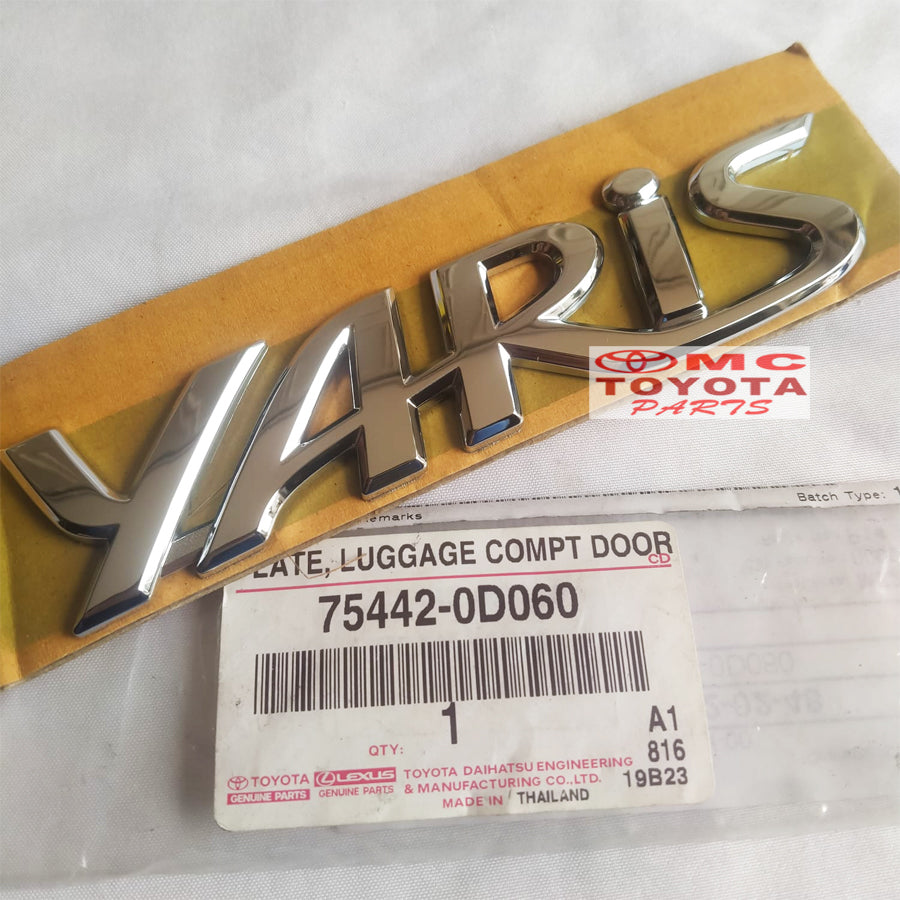 Emblem Logo Toyota YARIS di Bagasi Original 75442-0D060
