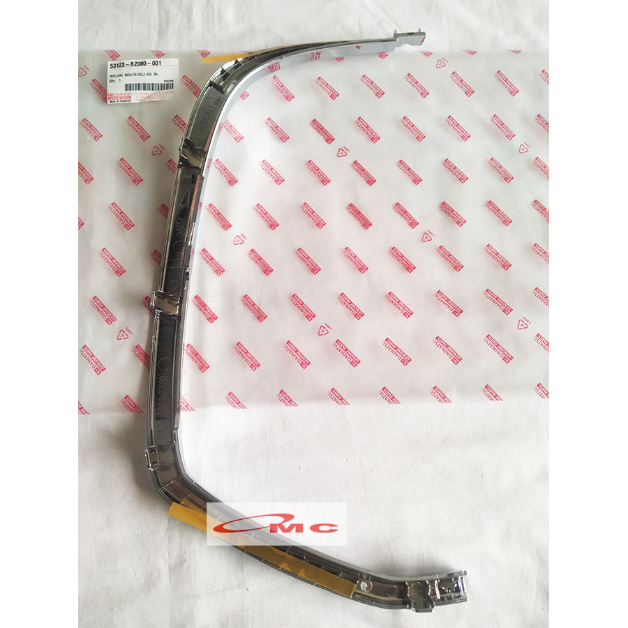 List Grill Chrome Samping Depan Kanan Daihatsu Ayla 53123-BZ080-001